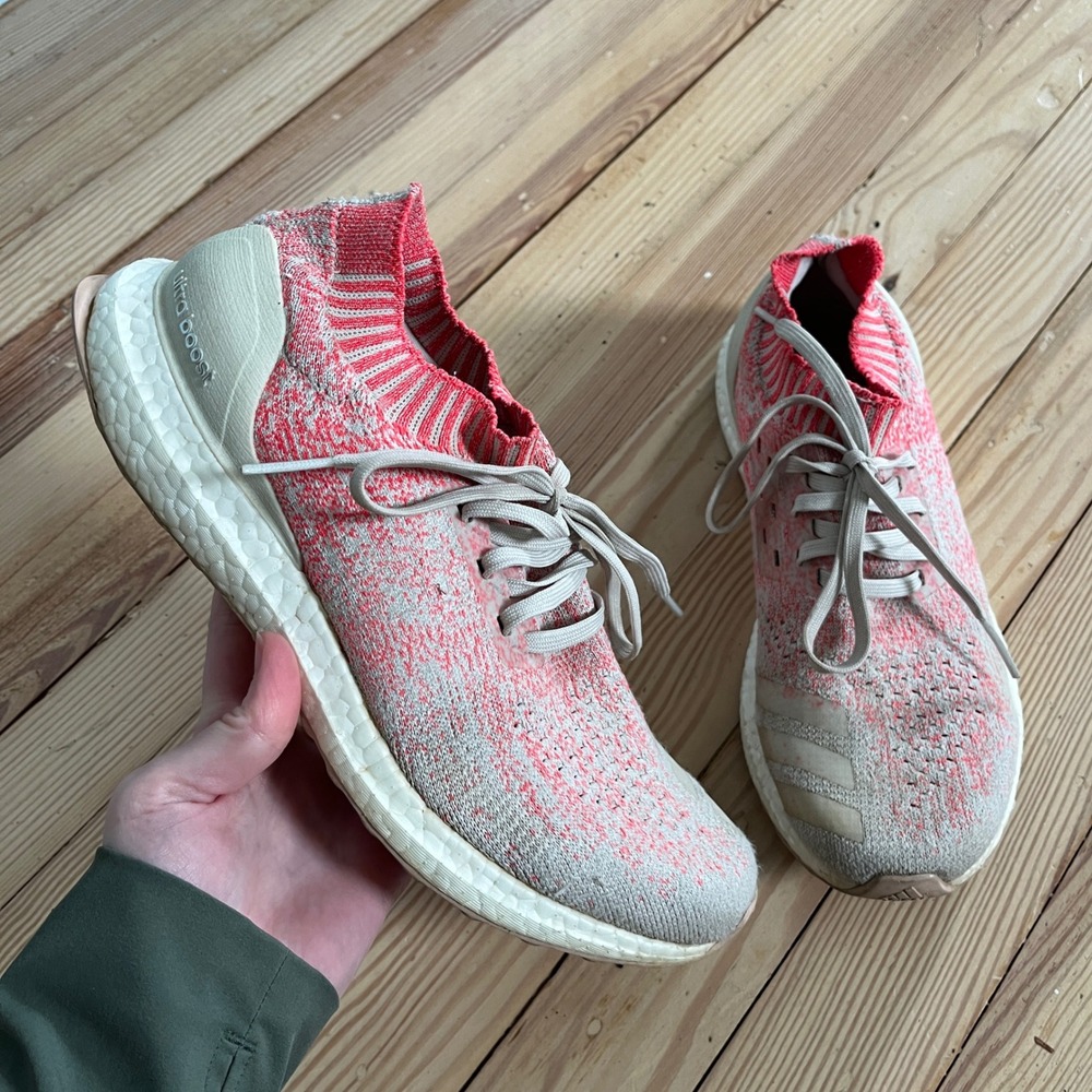 Adidas Ultraboost Uncaged White Shock Pink Athletic Running Shoes Sz 9 primeknit